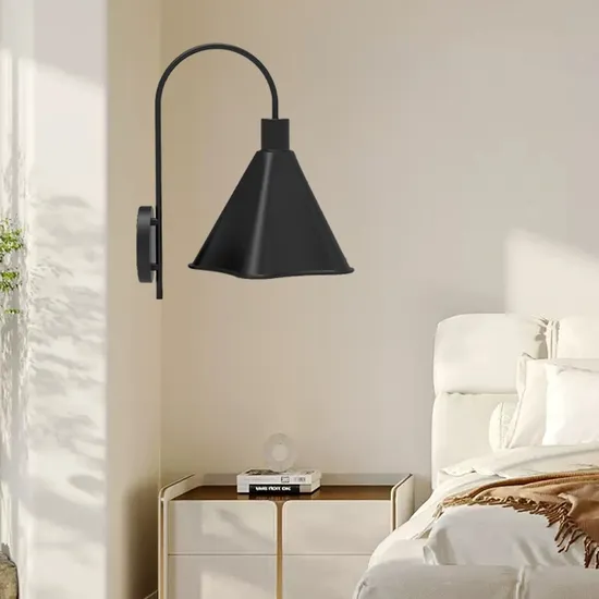 Nordic Ironwork Bending Wood Decor Classic Wall Light for Living Room Study Background